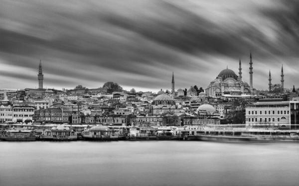 Photograph Mustafa Cetinkaya Grayland on One Eyeland